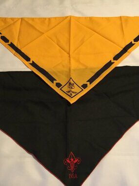 2 VTG Cub Scout Wolf Neckerchief Yellow Scarf Bandana BSA Boy Scouts of America